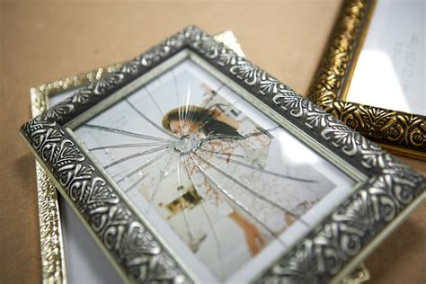 glass repair for picture frames.